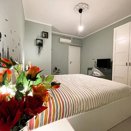 II - Accogliente Camera A Pochi Minuti Dal Centro Мілан Екстер'єр фото